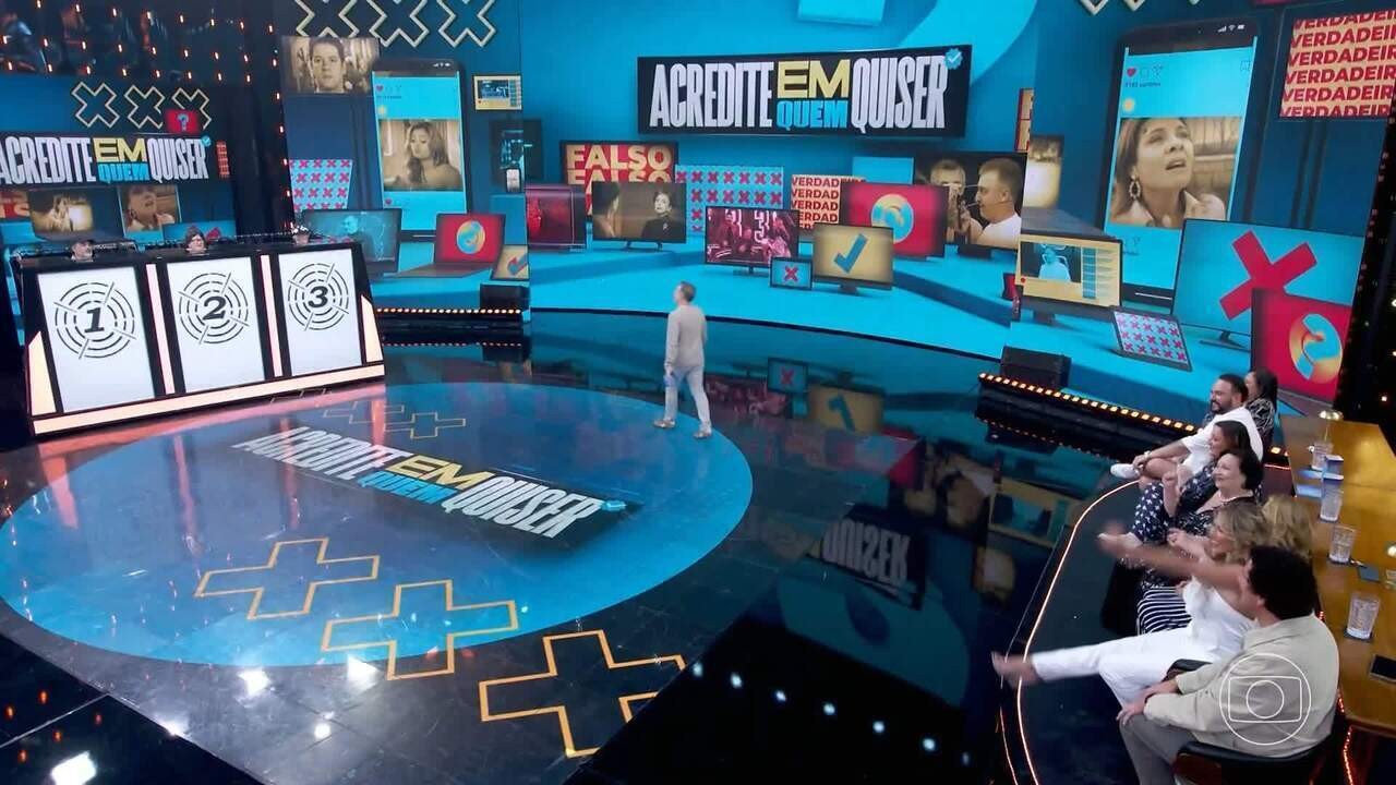 Lívia Andrade comenta reconciliação com Dona Déa: ‘Somos superdiscretas’ | Famosos