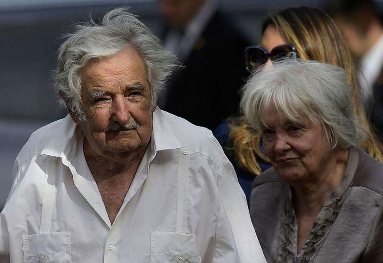 Mujica e a esposa viveram juntos desde que foram soltos da prisão, em 1985