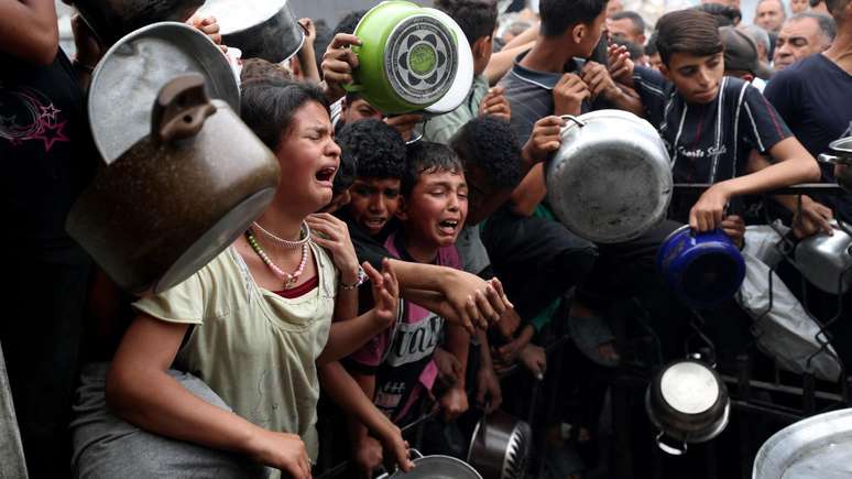 ONU alerta que crianças não estão recebendo comida em Gaza devido ao bloqueio imposto por Israel
