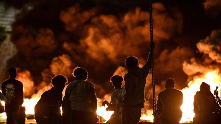 Protestos se espalharam pela França após a morte do jovem Nahel Merzouk em uma blitz, em 27 de junho de 2023. Imagem de uma manifestação em Bordeaux, no sudoeste, em 29 de junho de 2023.