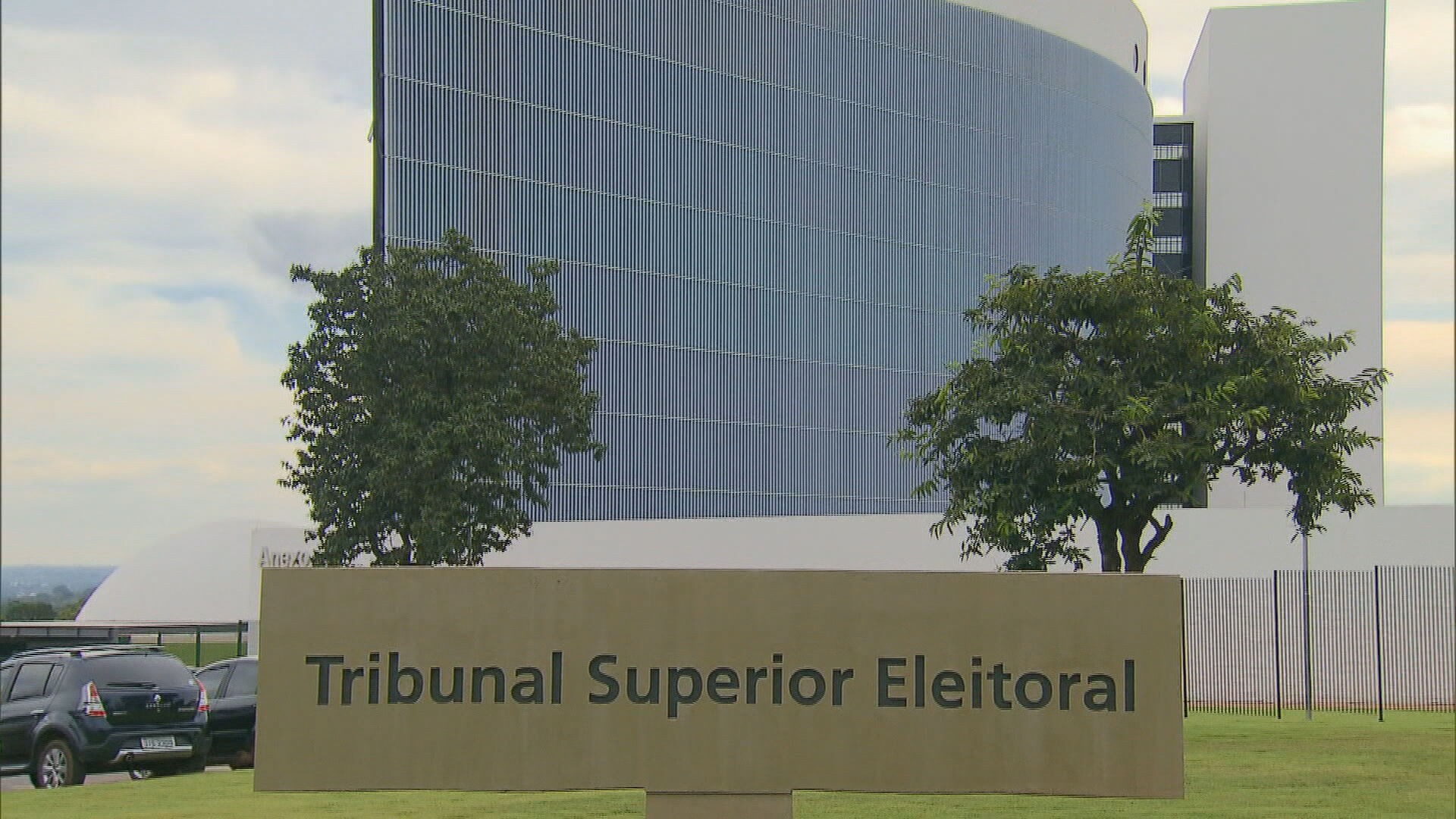 TSE: prazo para regularizar título de eleitor termina na segunda; veja quem precisa resolver pendências